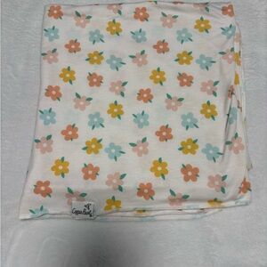 Copper Pearl Daisy Swaddle Blanket & Hat Set Floral Baby VGUC